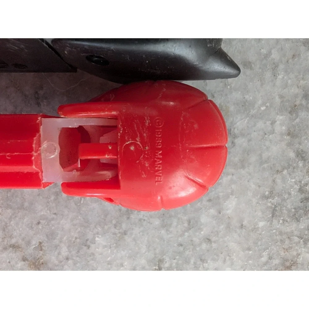 VINTAGE PEZ DISPENSERS LOT OF 2-- BATMAN (1985) AND SPIDERMAN (1989)